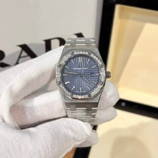 Audemars Piguet Royal Oak 33mm with Diamond Accents -