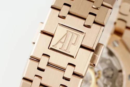 Royal Oak Chrono 26240 RG APSF Blue/RG Dial on RG Bracelet -